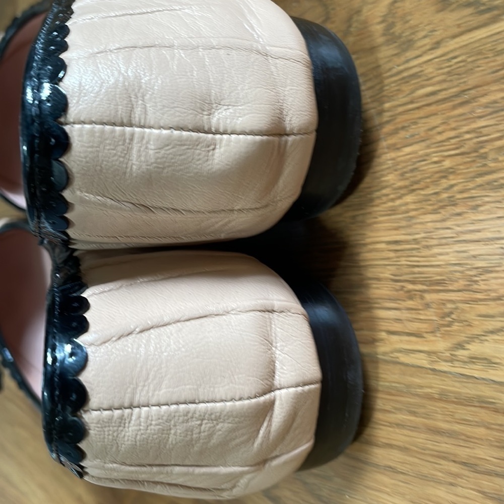 Taryn Rose Bambi Cap-Toe Ballerina Flat. - Picture 9 of 9